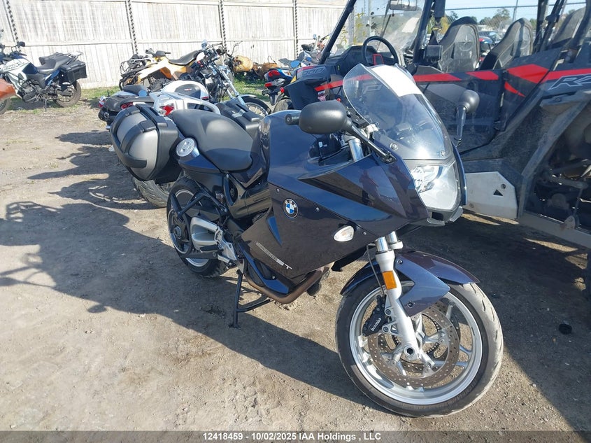 WB1024405AZR12497 2010 BMW F 800 photo no. 2