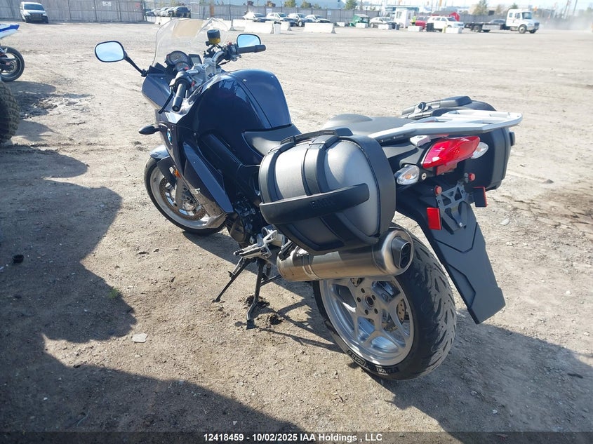 WB1024405AZR12497 2010 BMW F 800 photo no. 3