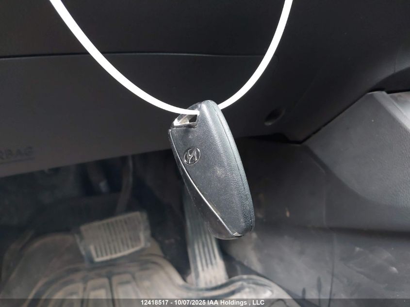 2017 Hyundai Santa Fe Sport 2.0T Ultimate VIN: 5XYZUDLA4HG475356 Lot: 12418517