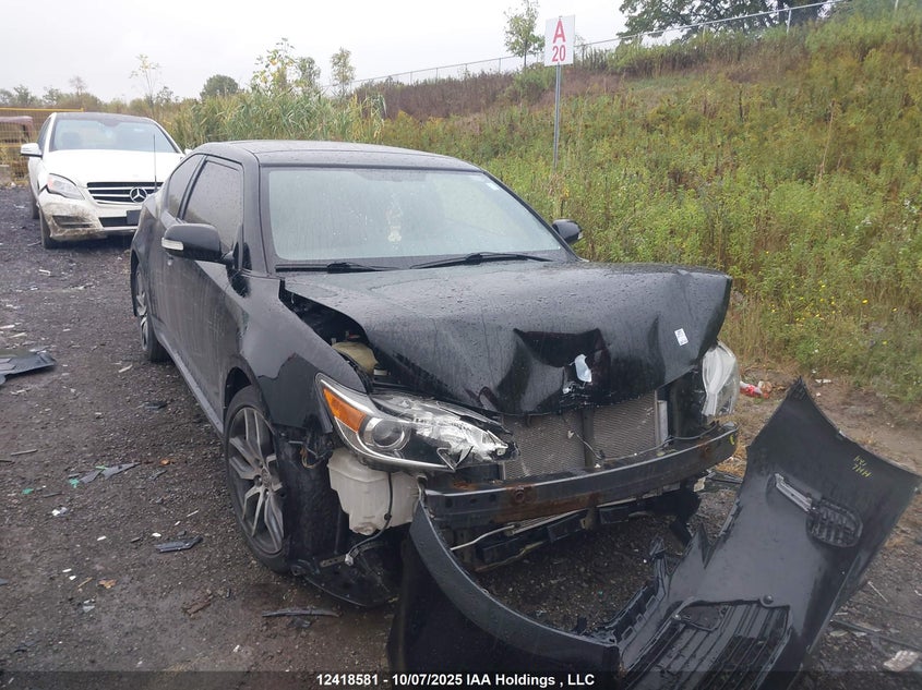 JTKJF5C71GJ015337 2016 Scion Tc auction photo 1