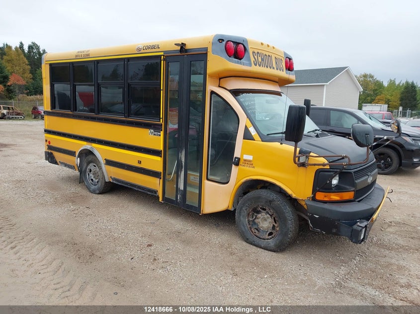 1GB0G2BF7F1158660 2015 Chevrolet Express G3500 auction photo 1