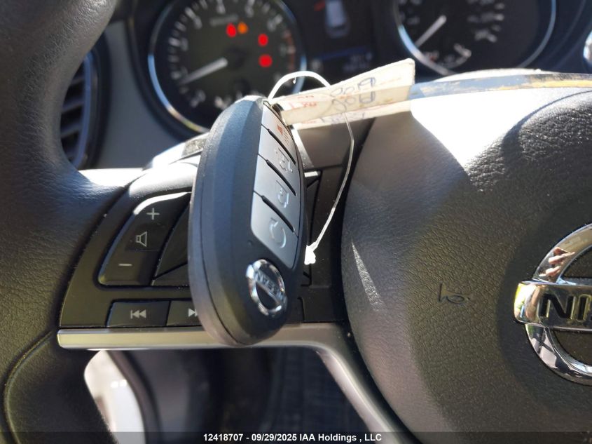 2019 Nissan Rogue S/Sl/Sv VIN: 5N1AT2MV1KC821151 Lot: 12418707