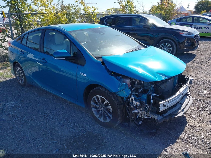 JTDKAMFP2N3214348 2022 Toyota Prius Prime Le/Xle/Limited auction photo 1