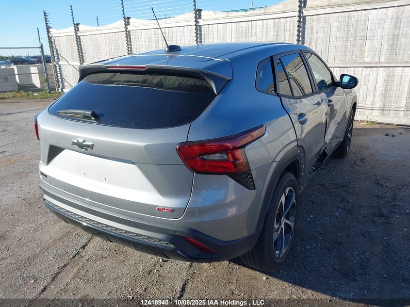 KL77LGE25SC267013 2025 CHEVROLET TRAX photo no. 4