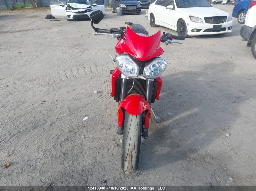 SMTD02NE2CT513885 2012   photo no. 5