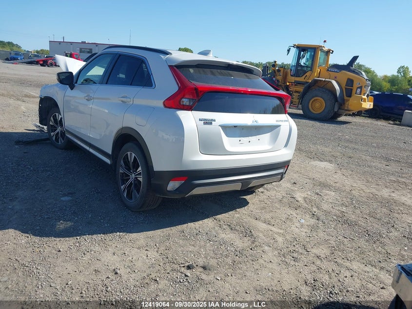 JA4AT4AA3JZ609892 2018 MITSUBISHI ECLIPSE CROSS photo no. 3