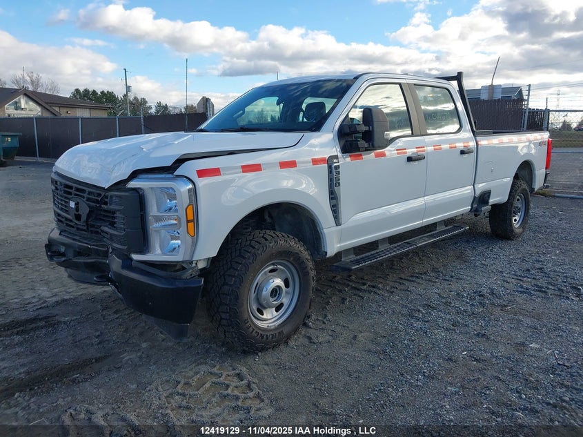 1FT8W3BA8SEC44672 2025 FORD F350 photo no. 2
