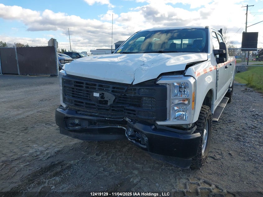1FT8W3BA8SEC44672 2025 FORD F350 photo no. 6