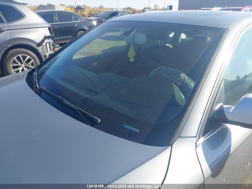 2010 Audi A4 Premium Plus VIN: WAUFFCFLXAN003176 Lot: 12419159