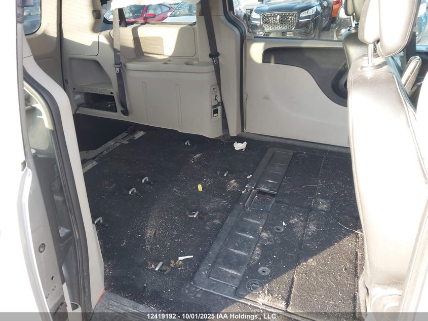 2C4RDGBG8KR762564 2019 DODGE CARAVAN photo no. 8