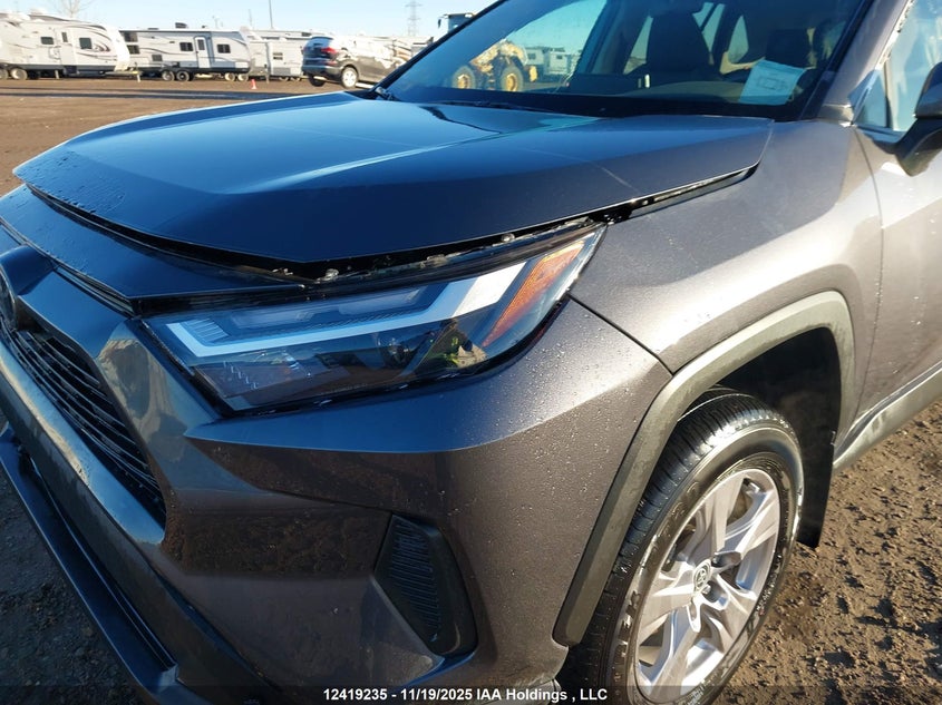 2T3R1RFVXPC342395 2023 TOYOTA RAV 4 photo no. 19