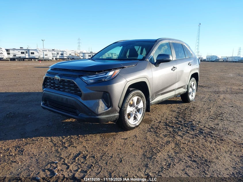 2T3R1RFVXPC342395 2023 TOYOTA RAV 4 photo no. 21