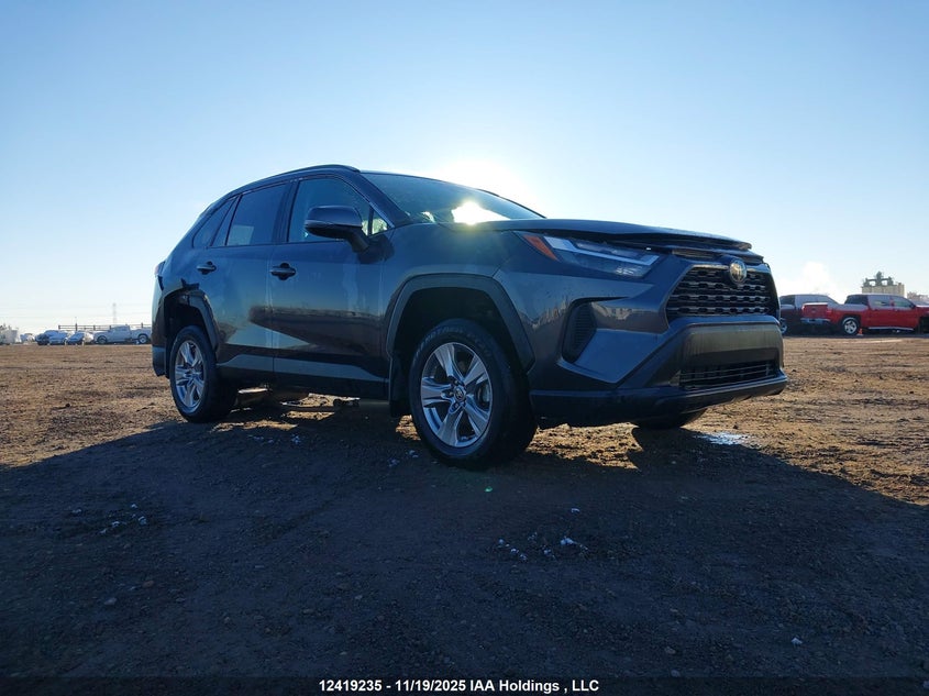 2T3R1RFVXPC342395 2023 TOYOTA RAV 4 photo no. 23