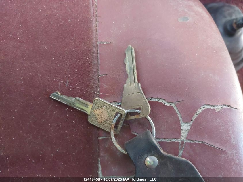 1998 International 9000 9400 VIN: 2HSFHAER3WC055549 Lot: 12419458