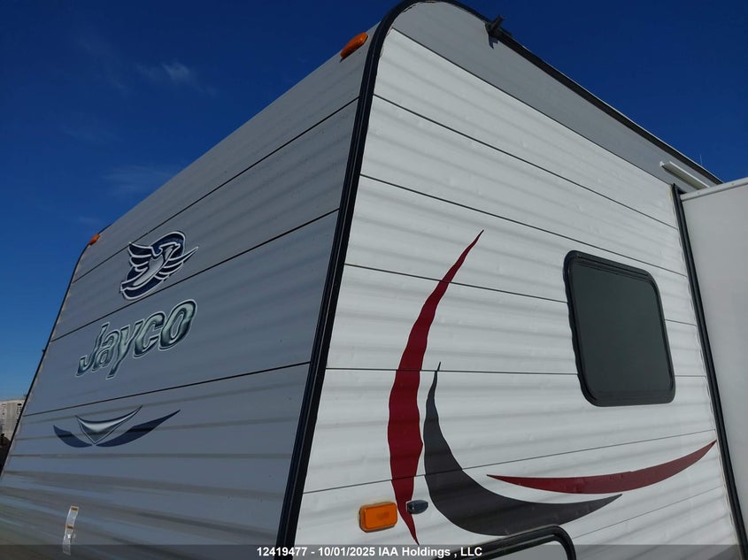 1UJBJ0BM9F7TF0180 2015   photo no. 6
