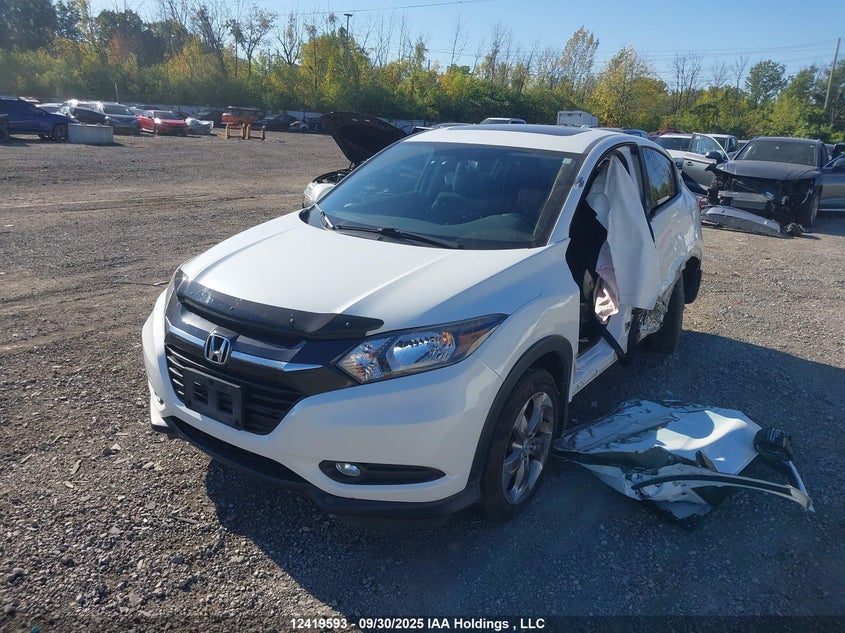 3CZRU5H52HM101245 2017 HONDA HR-V photo no. 2