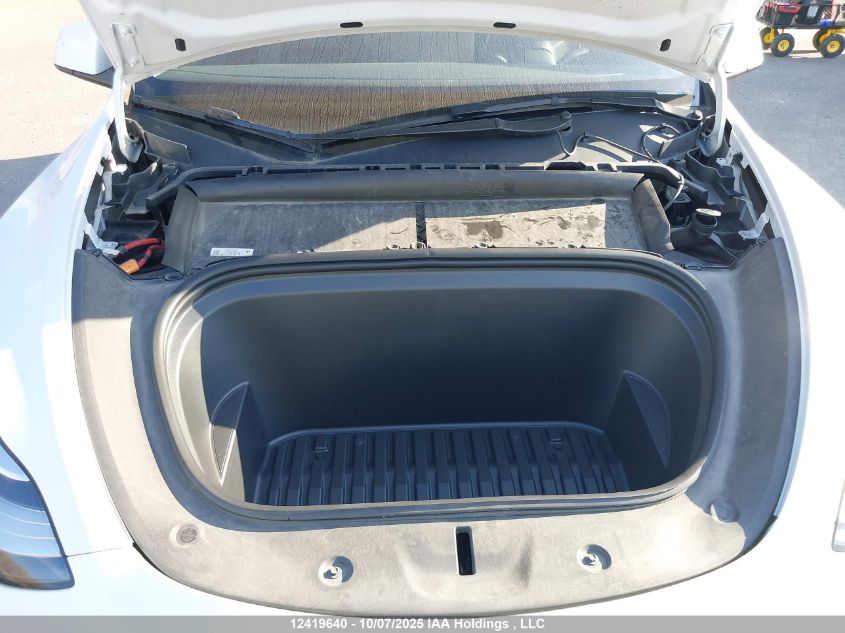 2022 Tesla Model Y Long Range VIN: 7SAYGAEEXNF570656 Lot: 12419640