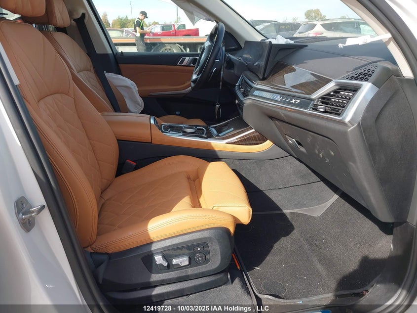 5UX23EM01P9R42540 2023 BMW X7 photo no. 5