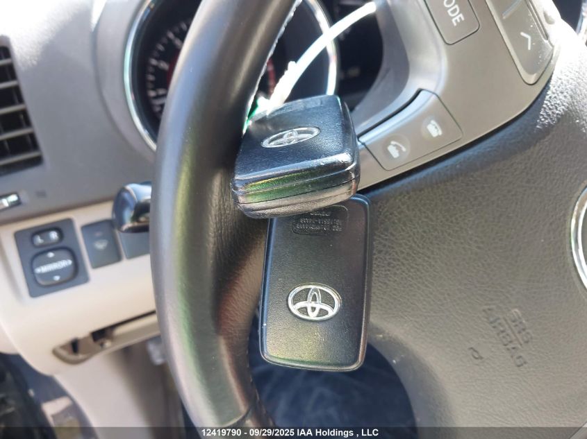 2009 Toyota Highlander V6 Limited VIN: JTEES42A992124682 Lot: 12419790