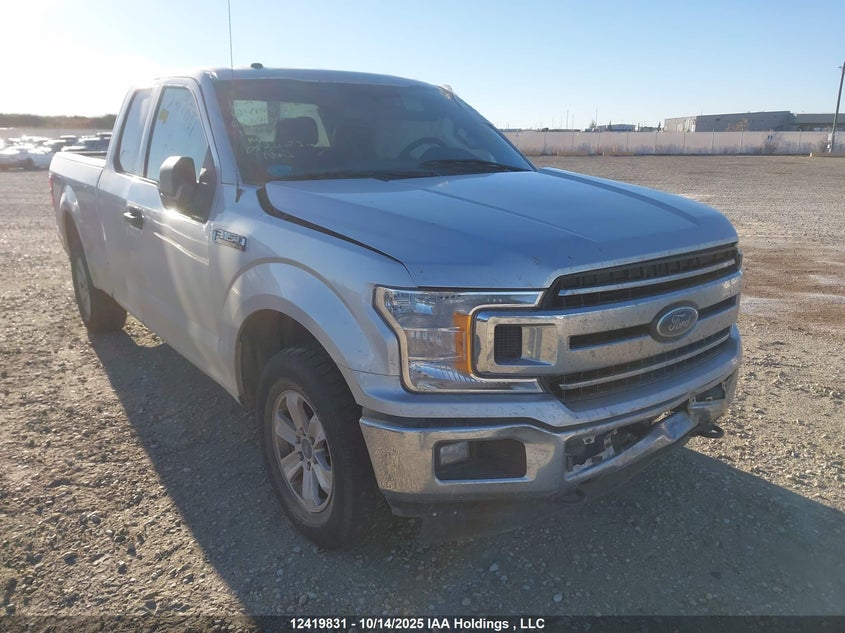 1FTEX1EB1JFC67812 2018 Ford F150 Super Cab auction photo 1