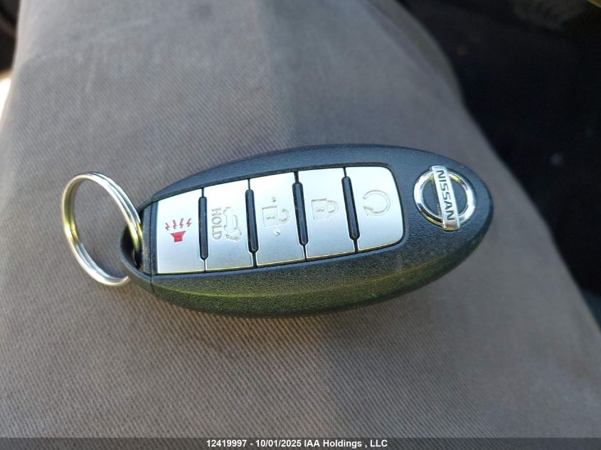 2017 Nissan Rogue Sv/Sl VIN: 5N1AT2MV3HC740015 Lot: 12419997