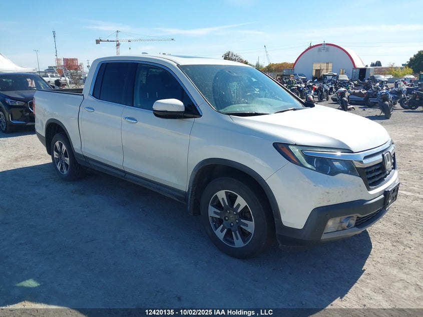 5FPYK3F76HB504463 2017 Honda Ridgeline Touring auction photo 1
