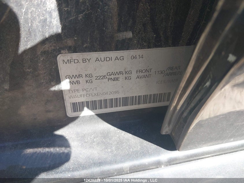WAUFFCFLXEN042095 2014 AUDI A4 photo no. 9