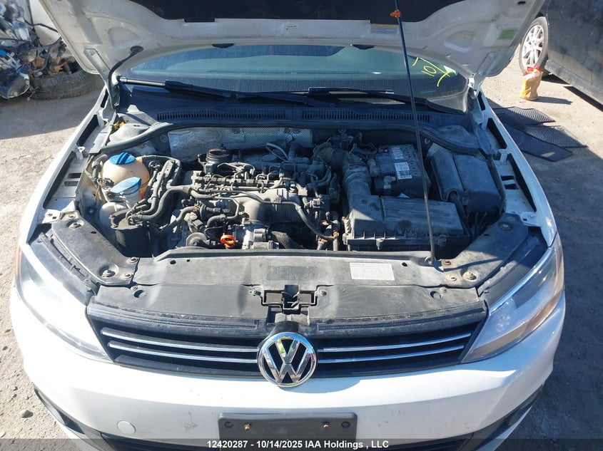 2013 Volkswagen Jetta 2.0 Tdi Highline VIN: 3VWLL7AJ8DM358032 Lot: 12420287