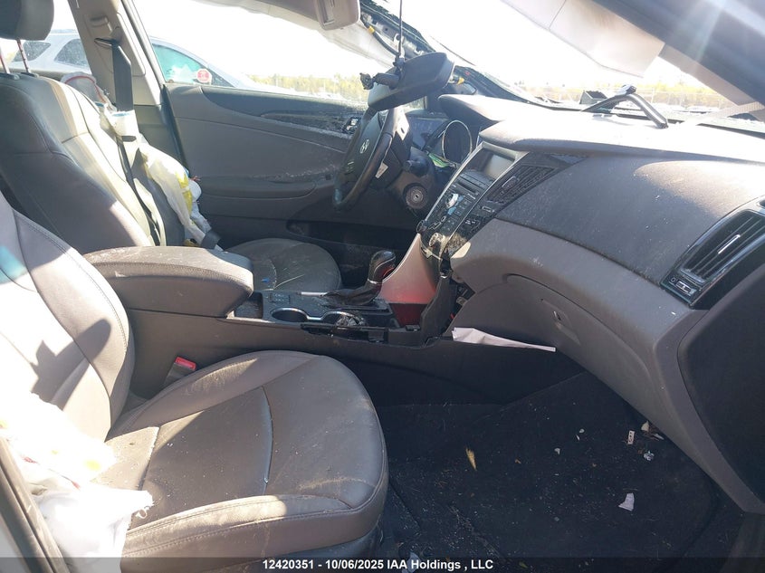 5NPEC4AC0BH215543 2011 HYUNDAI SONATA photo no. 5