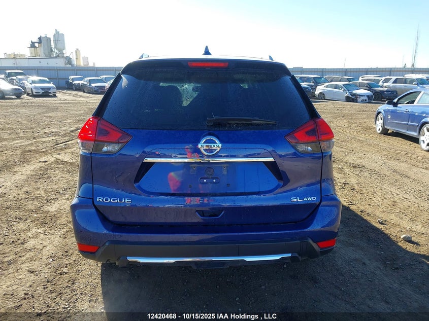5N1AT2MV9HC823464 2017 NISSAN ROGUE photo no. 17