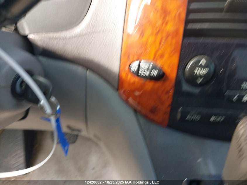 5TDZA22C86S567330 2006 TOYOTA SIENNA photo no. 11