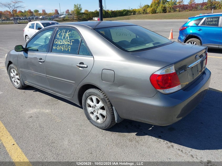 4T1BF32K35U614169 2005 TOYOTA CAMRY photo no. 3