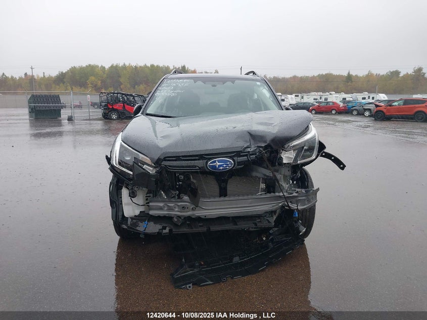 2024 Subaru Forester Touring VIN: JF2SKEDC1RH469375 Lot: 12420644