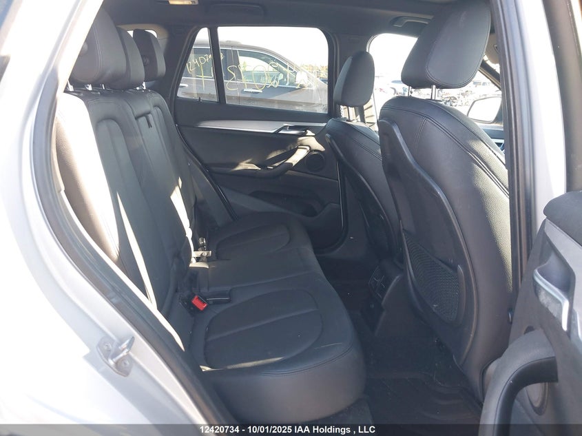 WBXHT3C37J5L26712 2018 BMW X1 photo no. 8