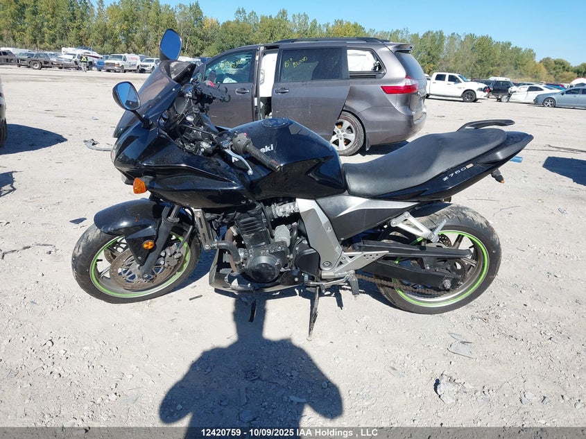2007 Kawasaki Zr750 K VIN: JKAZRDK127A010070 Lot: 12420759