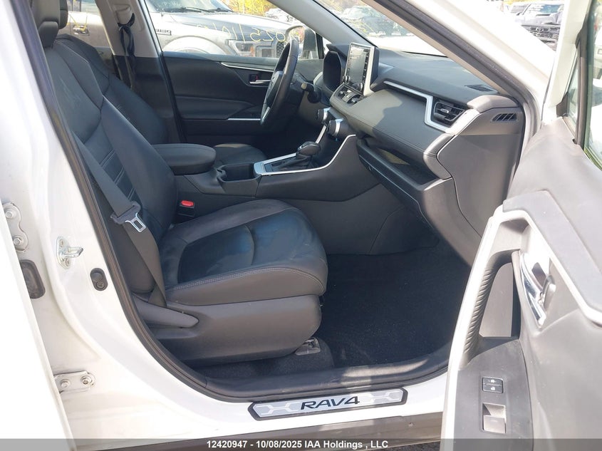 2T3R1RFV3NW320380 2022 TOYOTA RAV 4 photo no. 5