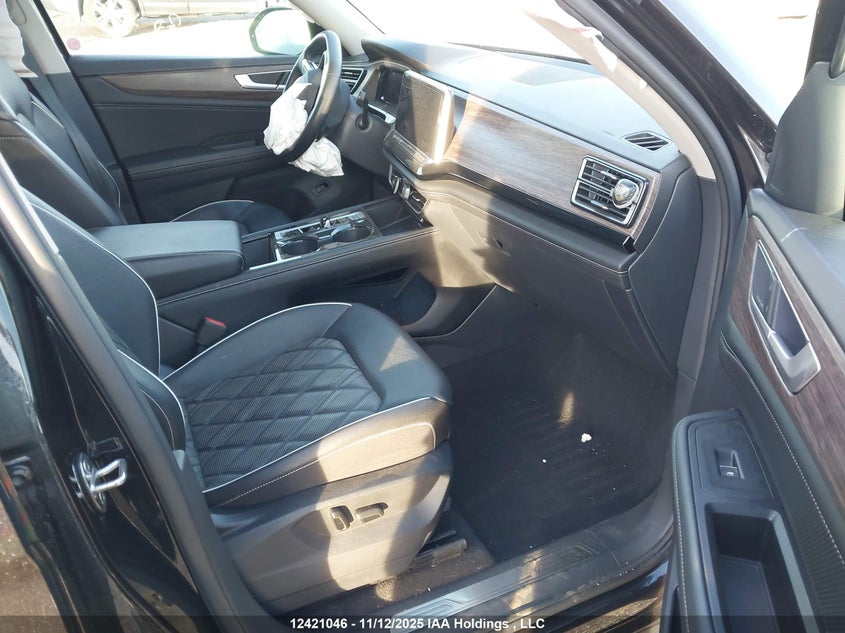 1V2FR2CAXRC557122 2024 VOLKSWAGEN ATLAS photo no. 5
