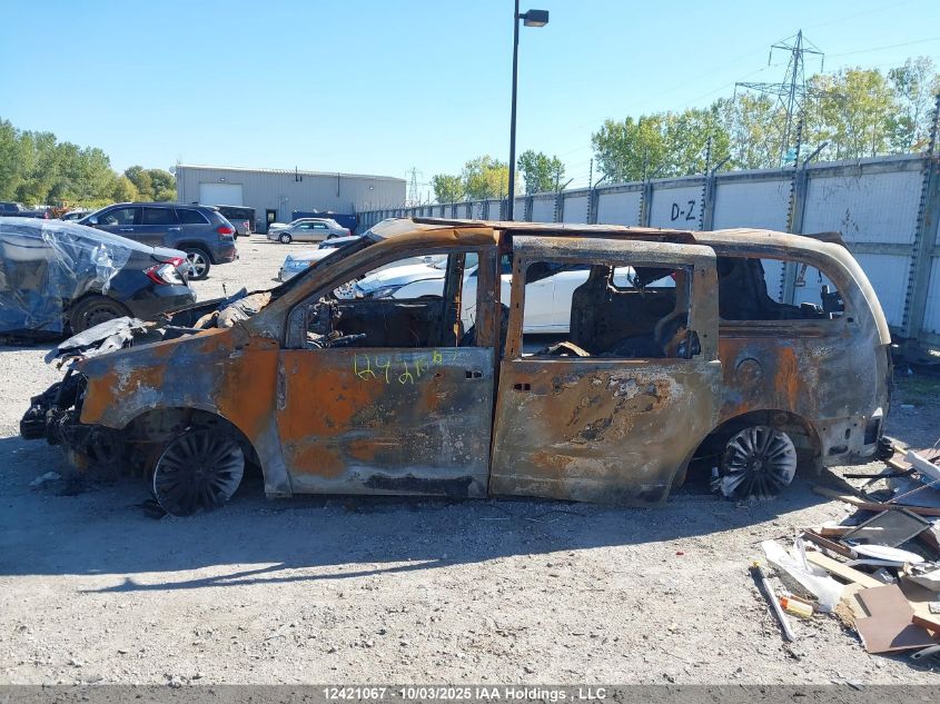 2014 Chrysler Town & Country VIN: 2C4RC1CG2ER218872 Lot: 12421067