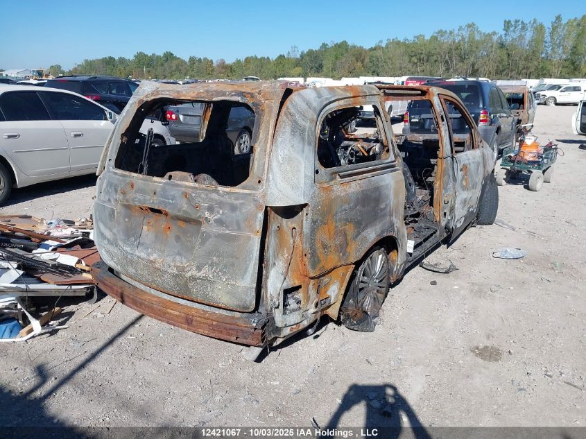 2014 Chrysler Town & Country VIN: 2C4RC1CG2ER218872 Lot: 12421067