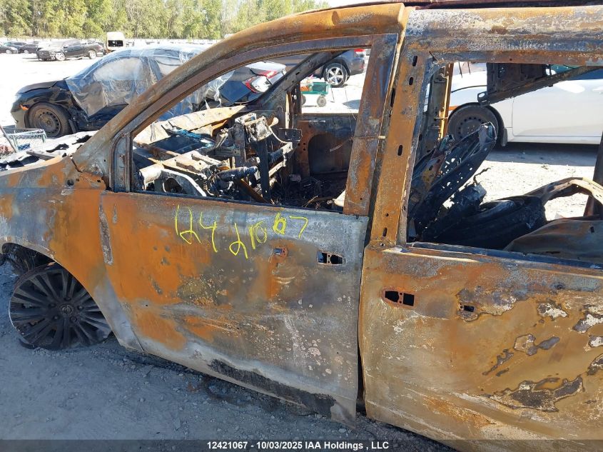 2014 Chrysler Town & Country VIN: 2C4RC1CG2ER218872 Lot: 12421067