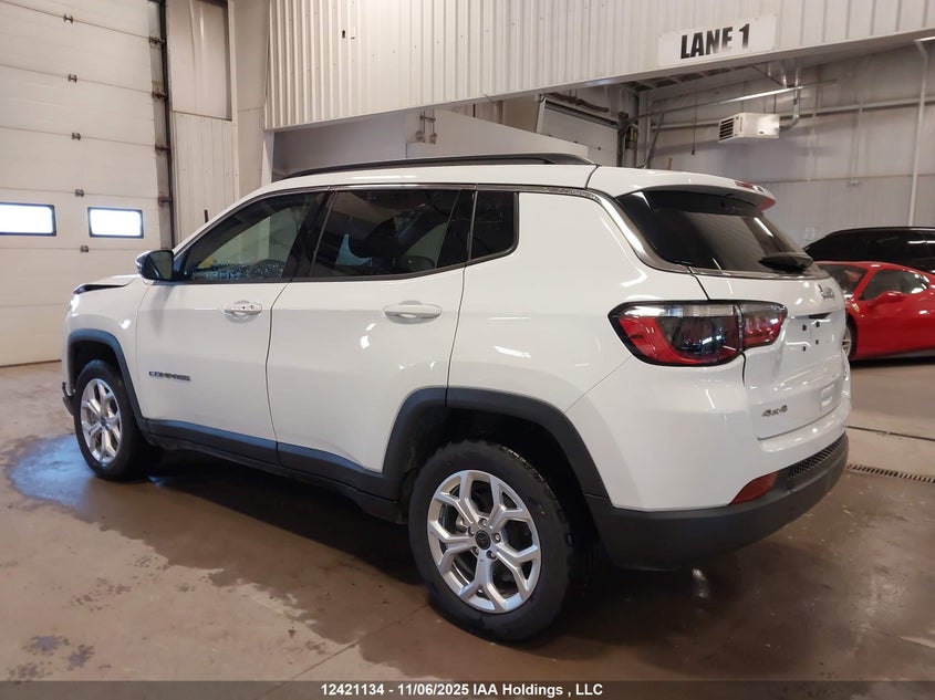 3C4NJDBNXST606544 2025 JEEP COMPASS photo no. 3