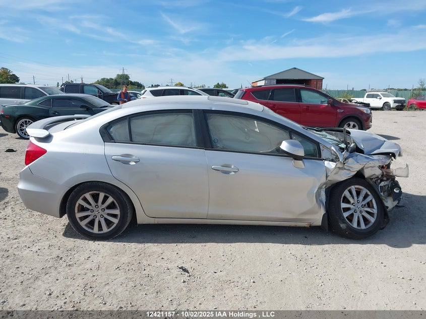 2HGFB2F58CH113327 2012 HONDA CIVIC photo no. 13