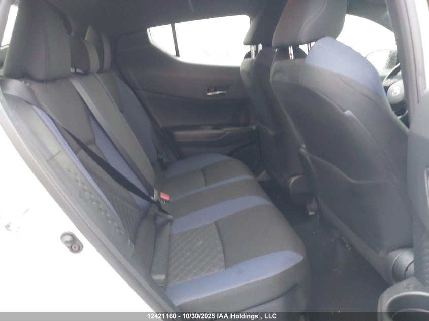JTNKHMBX7N1135010 2022 TOYOTA C-HR photo no. 8