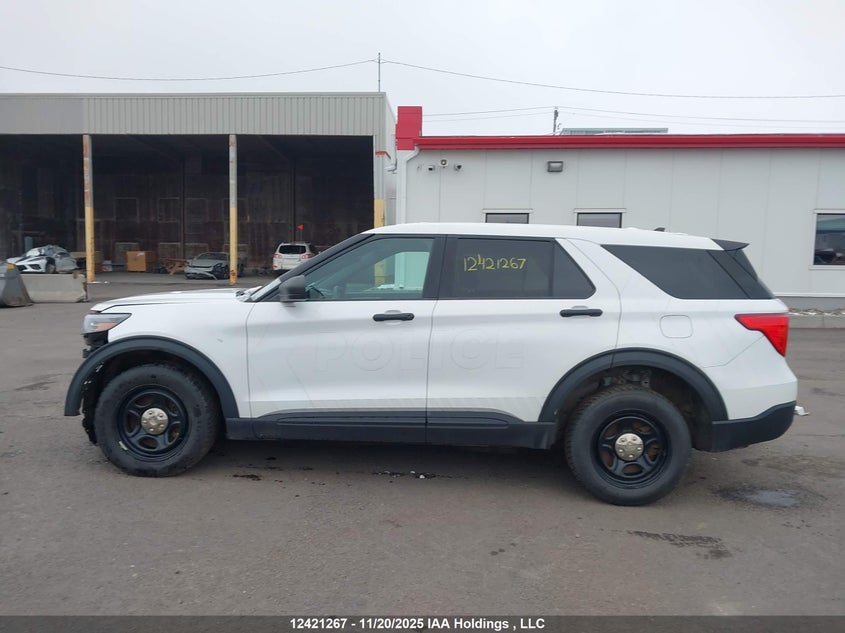 2021 Ford Police Interceptor VIN: 1FM5K8AW1MNA10882 Lot: 12421267