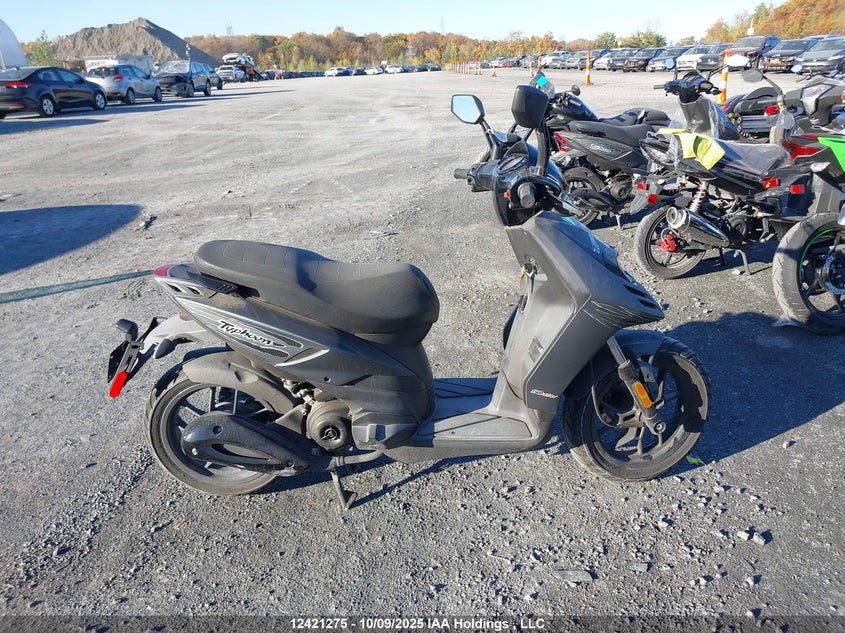 2021 Piaggio VIN: ZAPC506B4M4003956 Lot: 12421275