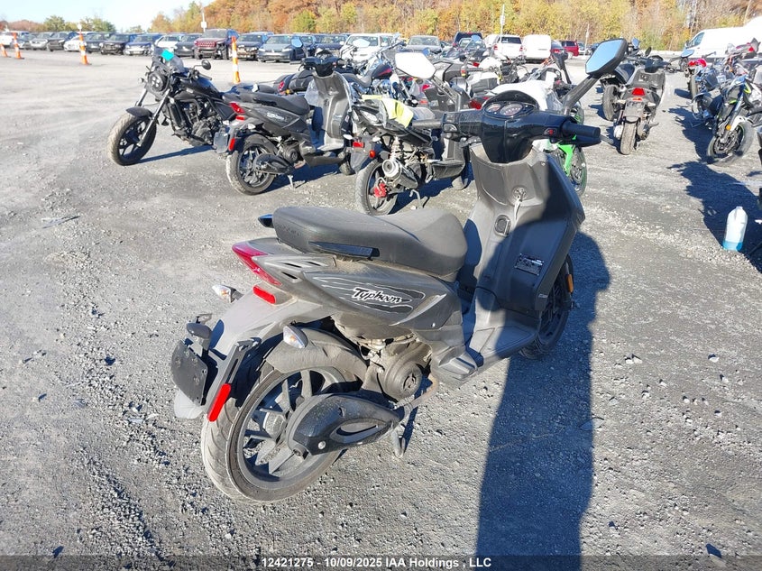 ZAPC506B4M4003956 2021 PIAGGIO  photo no. 4