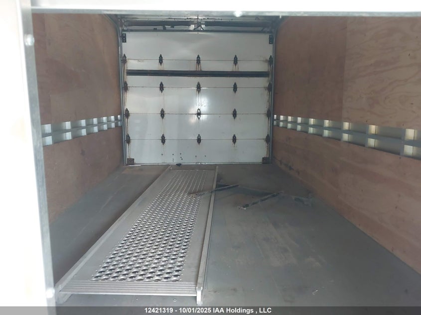 1FDWE4FKXPDD28181 2023 FORD ECONOLINE photo no. 5