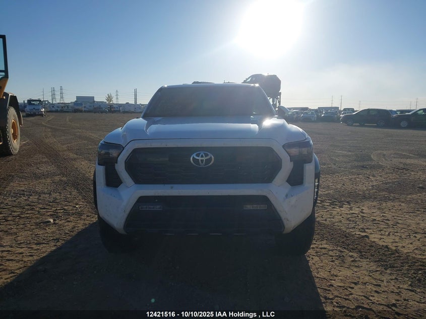 2024 Toyota Tacoma Double Cab/Sr5/Trd Sport/Trd Off Road/Ltd VIN: 3TYLB5JN7RT042646 Lot: 12421516