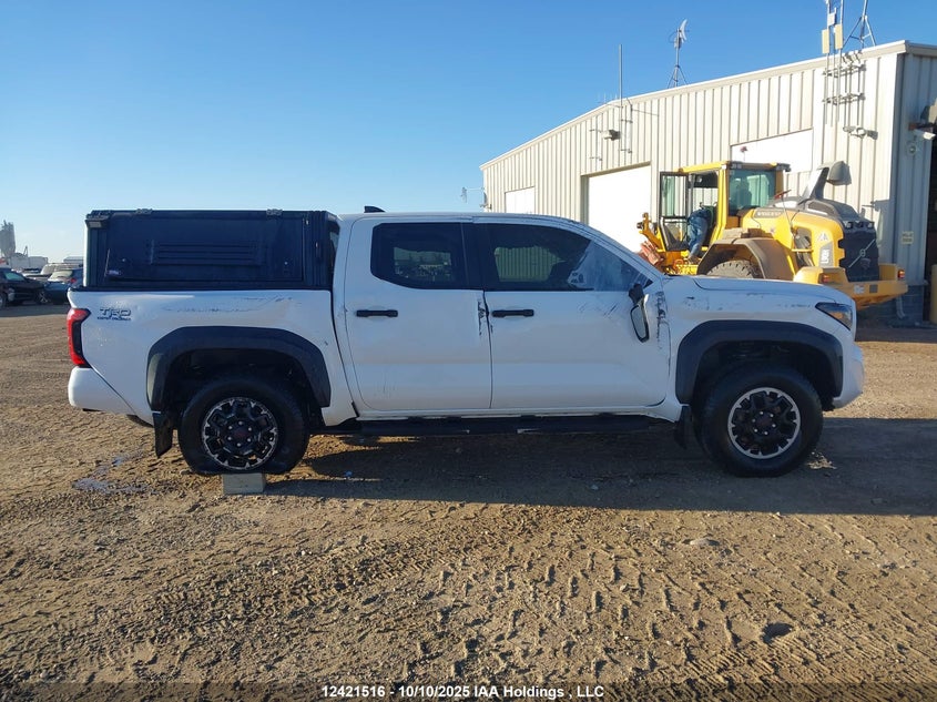 2024 Toyota Tacoma Double Cab/Sr5/Trd Sport/Trd Off Road/Ltd VIN: 3TYLB5JN7RT042646 Lot: 12421516