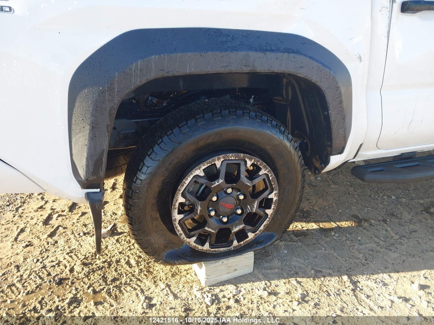 2024 Toyota Tacoma Double Cab/Sr5/Trd Sport/Trd Off Road/Ltd VIN: 3TYLB5JN7RT042646 Lot: 12421516